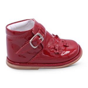 Madalena red patent (side)