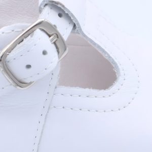 Oren-white-leather-(detail)